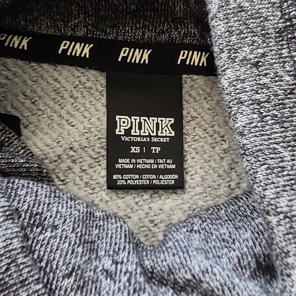 Sweatshirt - Picture 5 of 6